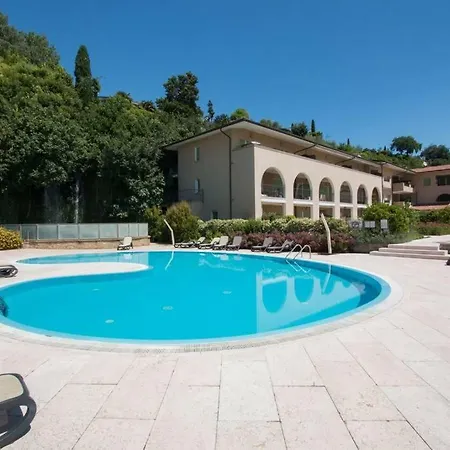 Ora Apartment